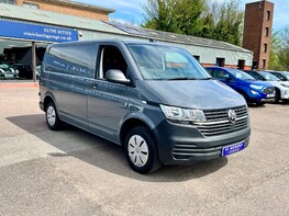 Volkswagen Transporter T28 TDI P/V STARTLINE 4