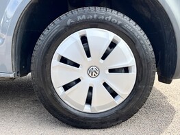 Volkswagen Transporter T28 TDI P/V STARTLINE 18
