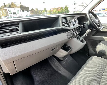 Volkswagen Transporter T28 TDI P/V STARTLINE 19