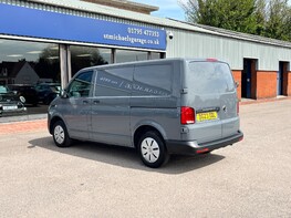 Volkswagen Transporter T28 TDI P/V STARTLINE 9