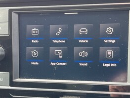 Volkswagen Transporter T28 TDI P/V STARTLINE 28