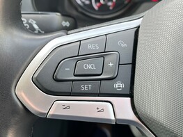Volkswagen Transporter T28 TDI P/V STARTLINE 47