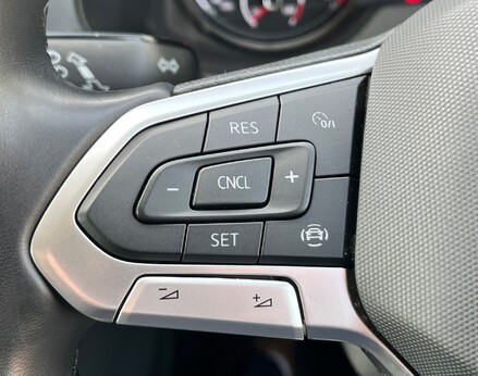 Volkswagen Transporter T28 TDI P/V STARTLINE 47