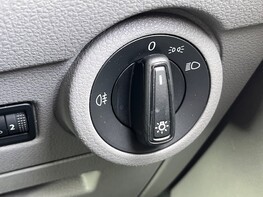 Volkswagen Transporter T28 TDI P/V STARTLINE 51