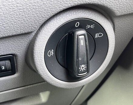 Volkswagen Transporter T28 TDI P/V STARTLINE 51