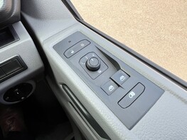 Volkswagen Transporter T28 TDI P/V STARTLINE 53