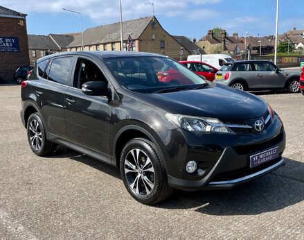 Toyota Rav 4 D-4D ICON 4