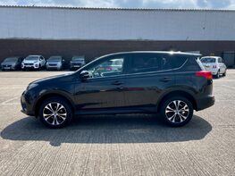 Toyota Rav 4 D-4D ICON 11