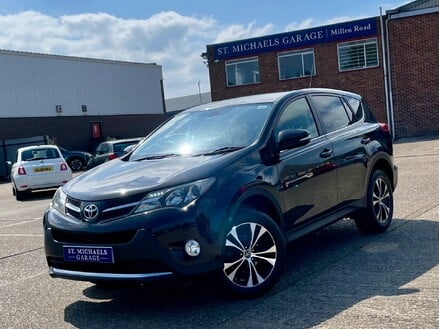 Toyota Rav 4 D-4D ICON