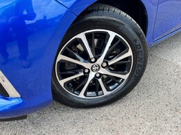 Toyota Yaris VVT-I ICON TECH 3