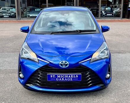 Toyota Yaris VVT-I ICON TECH 5