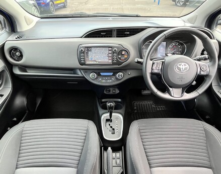 Toyota Yaris VVT-I ICON TECH 2
