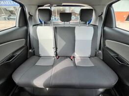 Toyota Yaris VVT-I ICON TECH 58