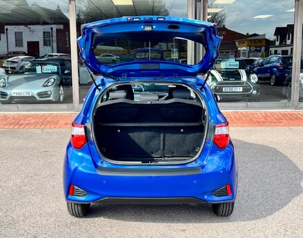 Toyota Yaris VVT-I ICON TECH 59