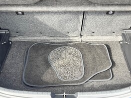 Toyota Yaris VVT-I ICON TECH 61