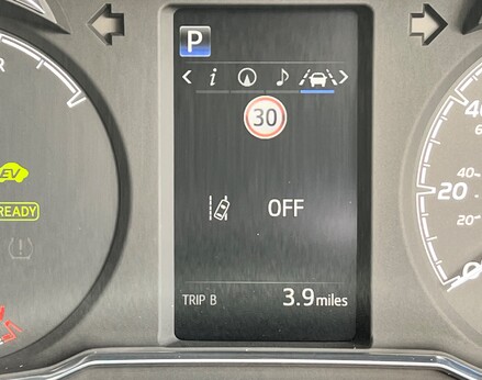 Toyota Yaris VVT-I ICON TECH 27
