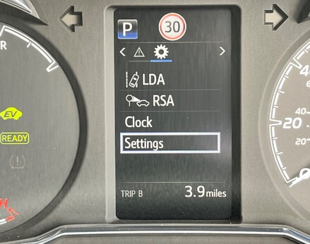 Toyota Yaris VVT-I ICON TECH 26