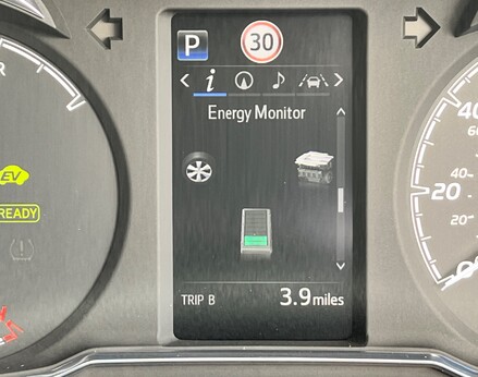 Toyota Yaris VVT-I ICON TECH 23