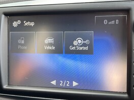 Toyota Yaris VVT-I ICON TECH 36