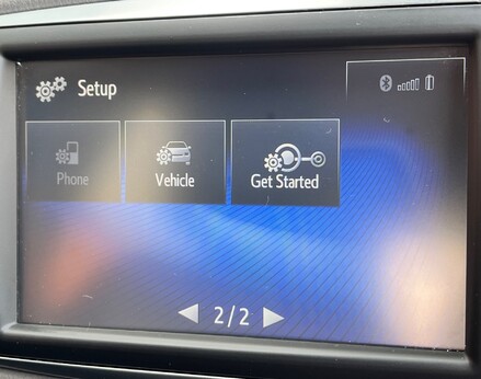 Toyota Yaris VVT-I ICON TECH 36