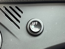 Toyota Yaris VVT-I ICON TECH 47