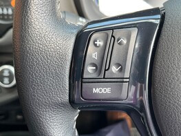 Toyota Yaris VVT-I ICON TECH 48