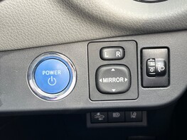 Toyota Yaris VVT-I ICON TECH 53