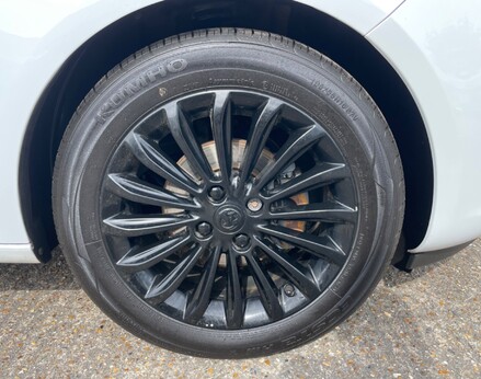 Vauxhall Adam GLAM 14
