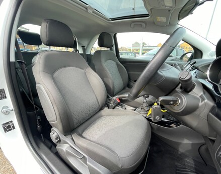Vauxhall Adam GLAM 46