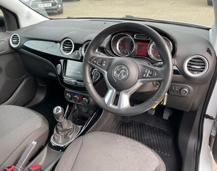 Vauxhall Adam GLAM 17