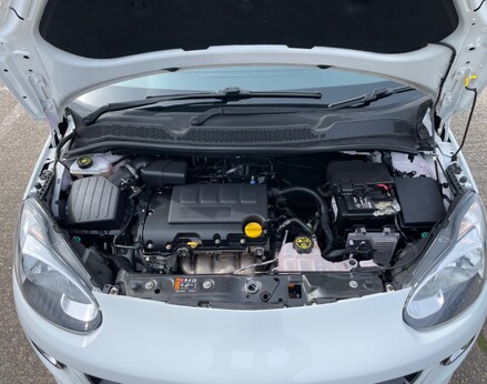 Vauxhall Adam GLAM 7