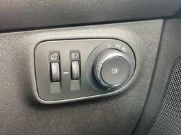 Vauxhall Adam GLAM 42