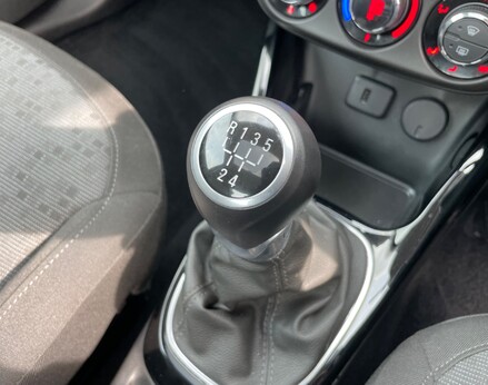 Vauxhall Adam GLAM 36