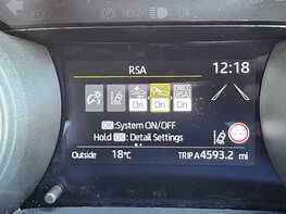 Toyota Yaris DESIGN FHEV 28