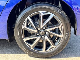 Toyota Yaris DESIGN FHEV 14