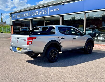 Fiat Fullback CROSS DCB 8