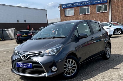 Toyota Yaris VVT-I ICON M-DRIVE S
