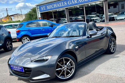 Mazda MX-5 SPORT NAV