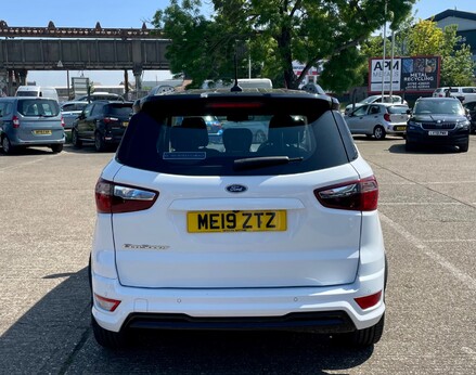 Ford Ecosport ST-LINE 6