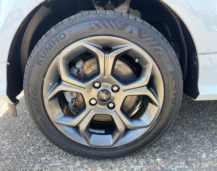 Ford Ecosport ST-LINE 15
