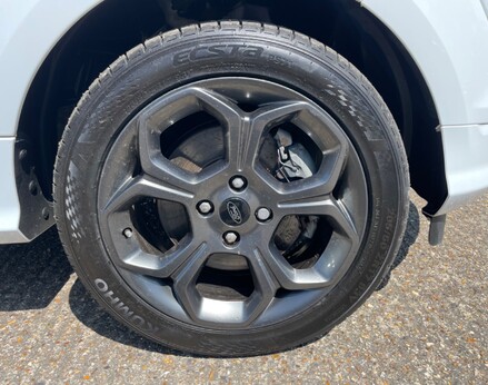 Ford Ecosport ST-LINE 16