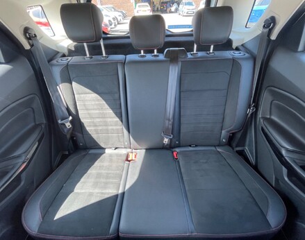 Ford Ecosport ST-LINE 56