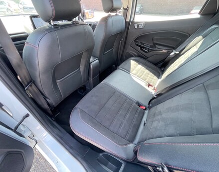 Ford Ecosport ST-LINE 57