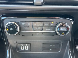 Ford Ecosport ST-LINE 41