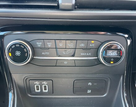 Ford Ecosport ST-LINE 41