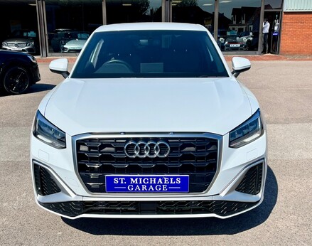 Audi Q2 TFSI S LINE 5