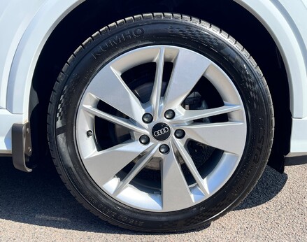 Audi Q2 TFSI S LINE 16