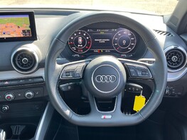 Audi Q2 TFSI S LINE 20