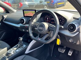 Audi Q2 TFSI S LINE 18