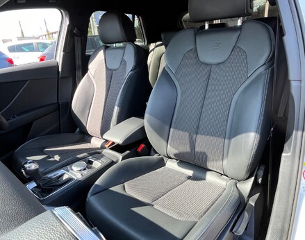 Audi Q2 TFSI S LINE 63